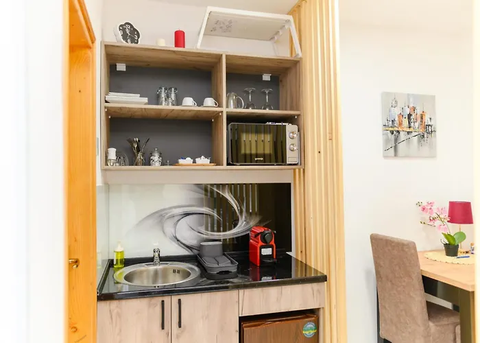 Tomin Adults Only * Soko Banja